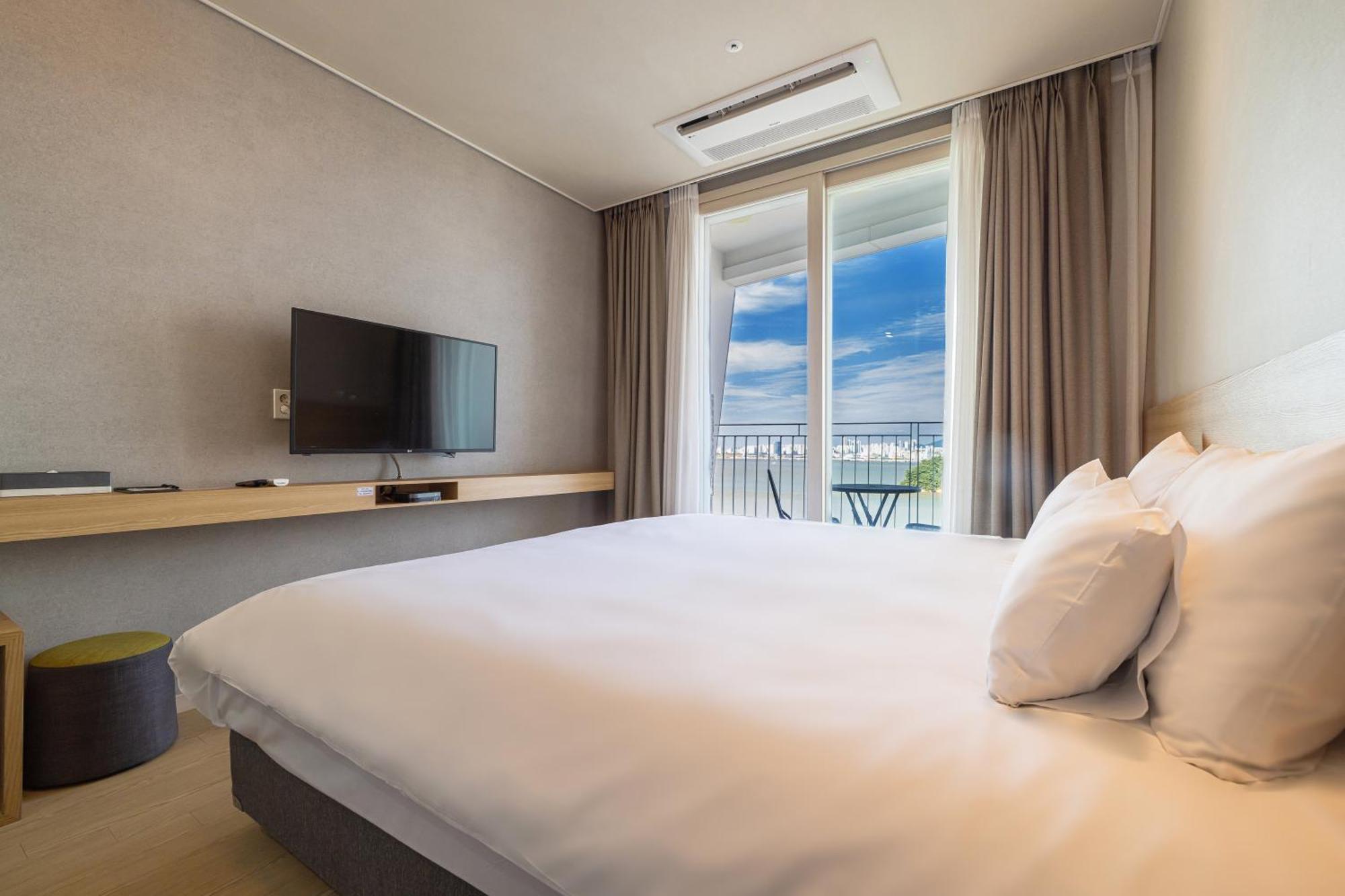 אינצ'ון Ocean Soleview Hotel מראה חיצוני תמונה